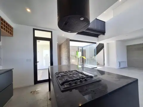Casa en Venta en San Sebastián, USD 398.500