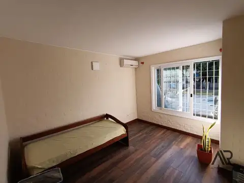 Casa en venta de 5 dormitorios c/ cochera en Pinares