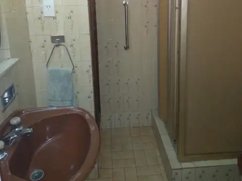 Depto Tipo Casa en Venta en Beccar-Vias/Rolon, USD 159.000