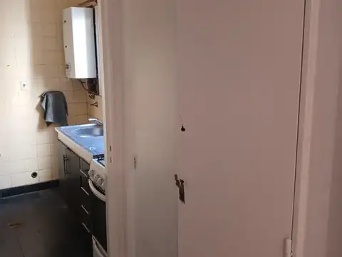 1 ambiente y medio. Divis. frente vista baño comp y cocina