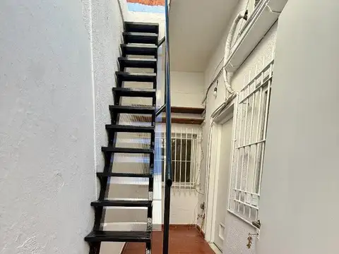 Depto Tipo Casa en Alquiler de 1 dormitorio