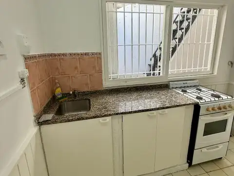 2 Ambientes con Patio y Terraza