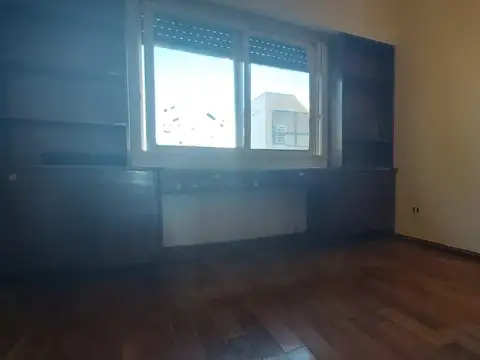 Depto Tipo Casa en Alquiler 45 años