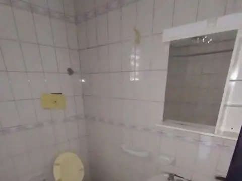 Guamini 4800, Piso 1°