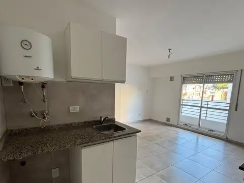 Zeballos 1681 , Piso 2