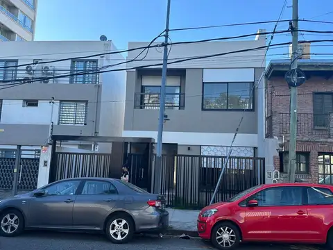 Depto Tipo Casa en Venta de 3 ambientes