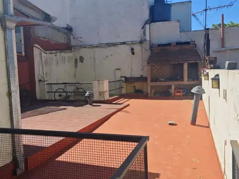CASA MULTIFAMILIAR