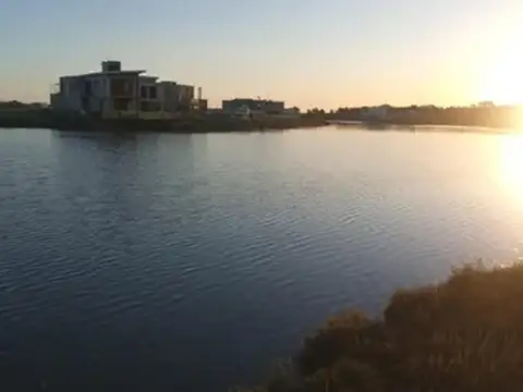 Terreno en Venta de 861,0 m2