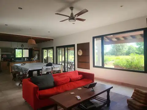 Casa en Venta al Oeste