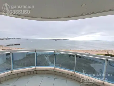 Departamento en Venta en Playa Mansa, USD 958.000