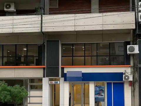 Local Comercial en ALQUILER  Av Santa Fe 1200