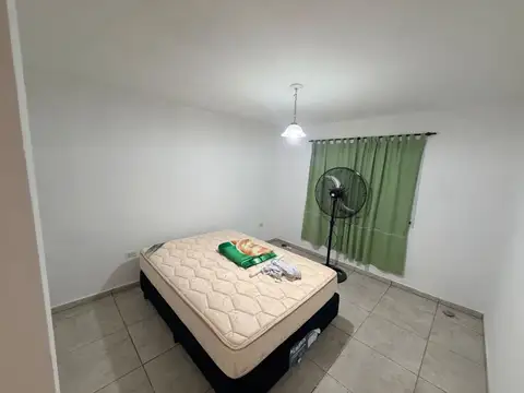 Casa 2 ambientes con 1 baño