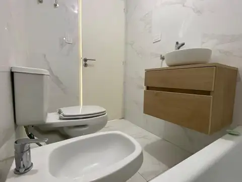 Departamento en Alquiler con 1 cocheras