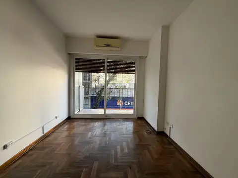 Franklin Delano Roosevelt 2300, Piso 2