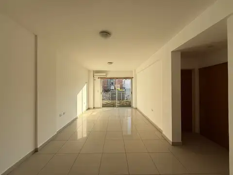 Departamento 3 ambientes al frente con balcón | Moderno y luminoso | Boedo