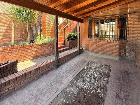 Depto Tipo Casa en Venta de 4 ambientes