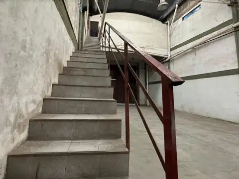 Galpón 480m² S/Lote 8*50 Techo 7m alt entrada de camión