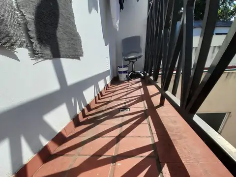 Depto Tipo Casa 3 ambientes con 1 baño