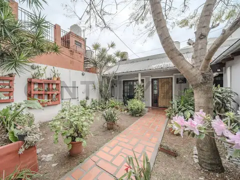 VENTA CASA 3 AMBIENTES CON PATIO -ACEPTA PERMUTA- General San Martín