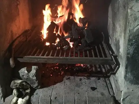 Casa en Alquiler Temporal con 1 cochera