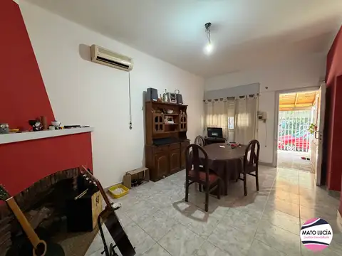 CASA MULTIFAMILIAR - A MTS DE AVENIDA CROVARA