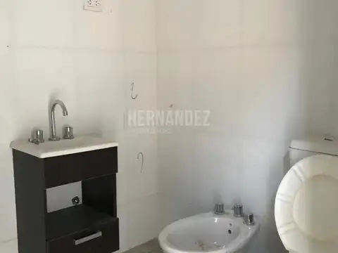 DOS DEPARTAMENTOS PH EN BLOQUE, UN 3 Y UN 2 AMBIENTES