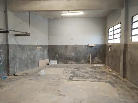 Alquiler Galpón de 95 m2 en Villa Lynch