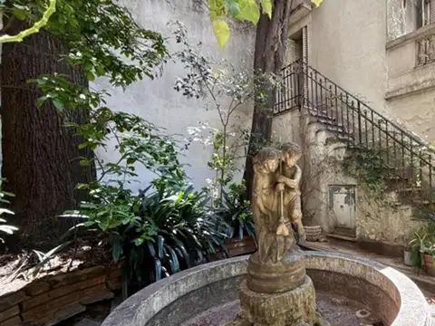Local en Venta 90 años