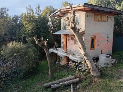 Casa 2 ambientes con 1 baño