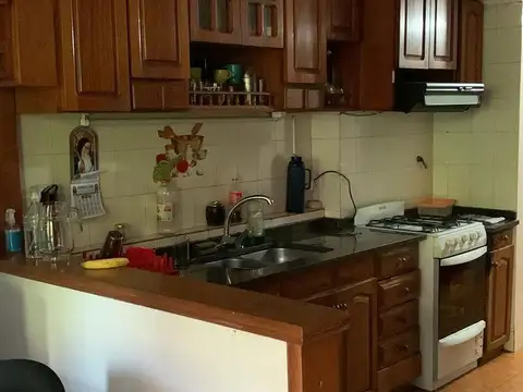 Departamento 6 ambientes con 4 baños