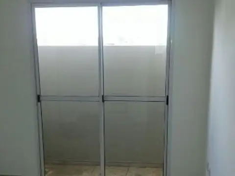 Departamento en Alquiler en Ramos Mejia Sur, $ 400.000