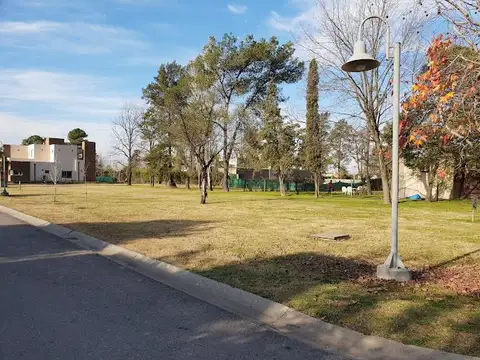 Casa en Venta en La Reja, USD 250.000