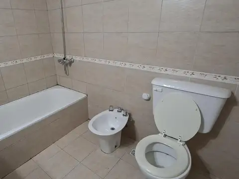 Depto Tipo Casa en Alquiler de 3 dormitorios