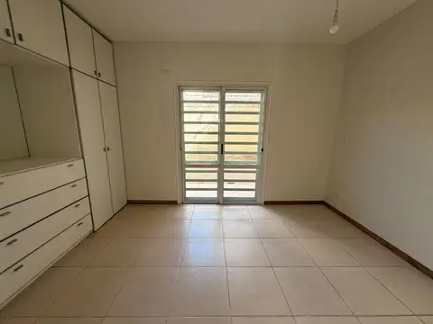 Departamento en Alquiler en Mendoza, $ 600.000