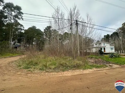 VENTA DE LOTE EN LAS GAVIOTAS 