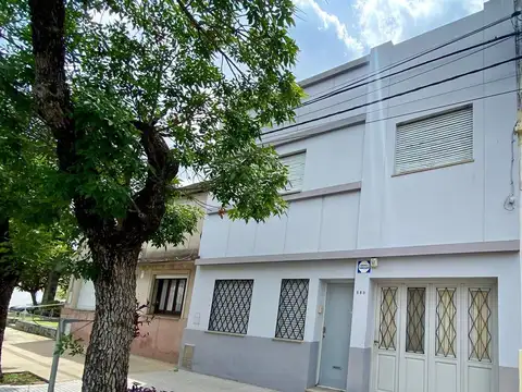 REMAX/VENTA/CASA/APTA CREDITO/B°30 DEOCTUBRE