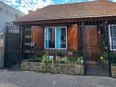 Dúplex 2 Amb. y Medio c/Patio ,San Justo, Villa Constructora