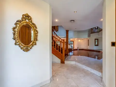 Casa en Venta de 5 dormitorios