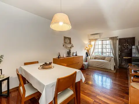 Depto Tipo Casa en Venta 35 años