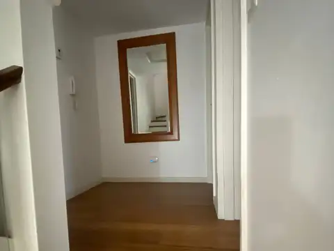 Hermoso Duplex en venta en complejo "Las Cañuelas"