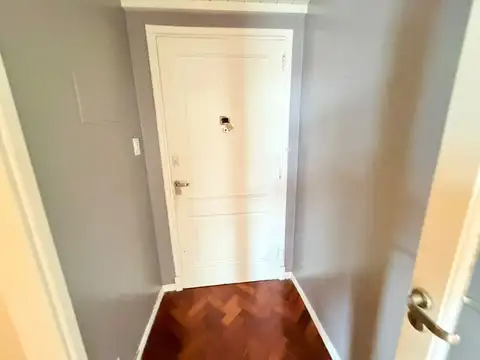 Conesa 700, Piso 2