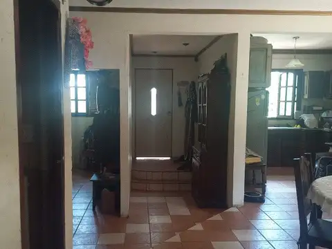 Casa 3 ambientes con 1 baño