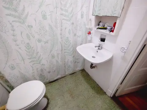 Depto Tipo Casa en Venta 52 años