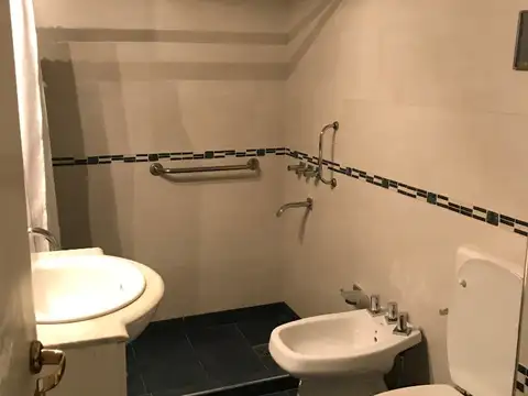 Avenida Pellegrini 700, Piso 2