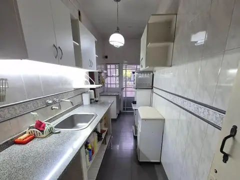 Casa  muy buena  construcción  centrica