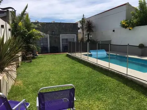 Casa  en Venta ubicado en Quilmes Oeste, Quilmes, G.B.A. Zona Sur - SVN0002_LP583787_1