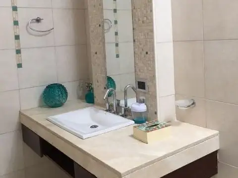 Casa  en Venta ubicado en Quilmes Oeste, Quilmes, G.B.A. Zona Sur - SVN0002_LP583787_1