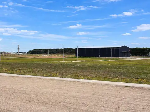 Lote en parque industrial Aurel Parq