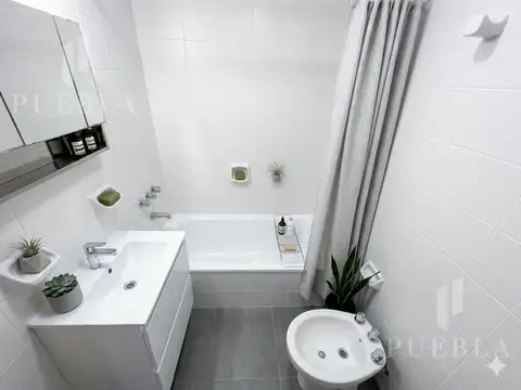 VENTA  2 Ambientes con Lavadero y Mucha Luz - San Cristóbal