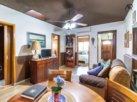 Casa 7 ambientes con 3 baños